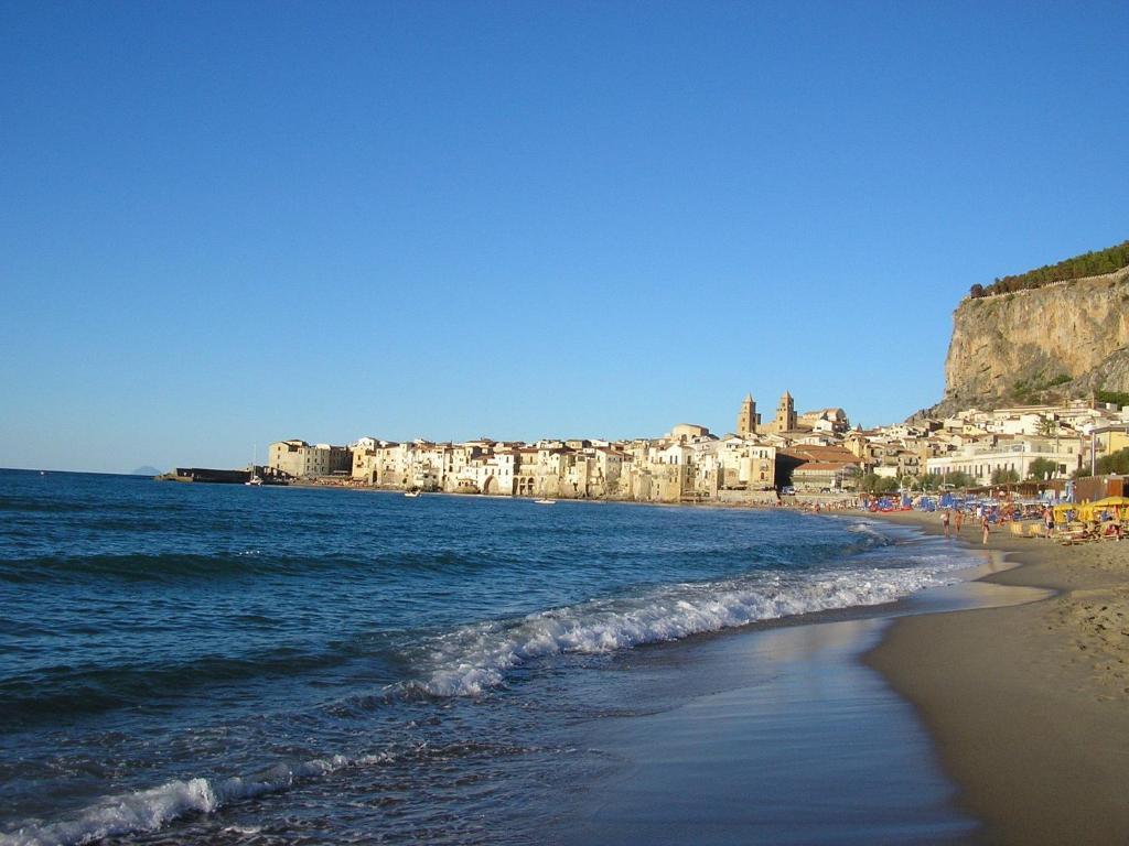 B&B Arcobaleno Cefalù Esterno foto